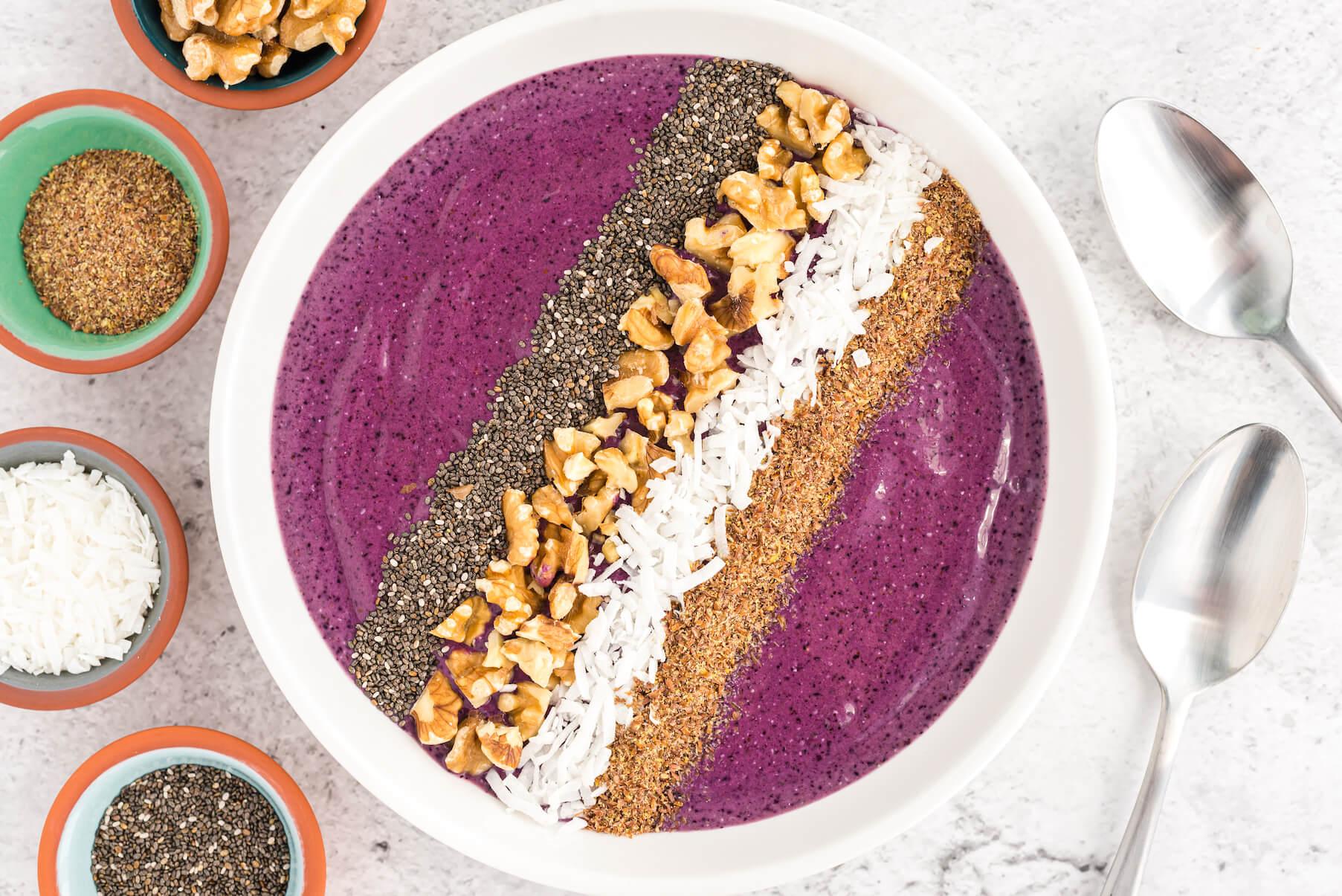 Berry Delicious Omega 3 Smoothie Bowl - Recipe for Brain Fog