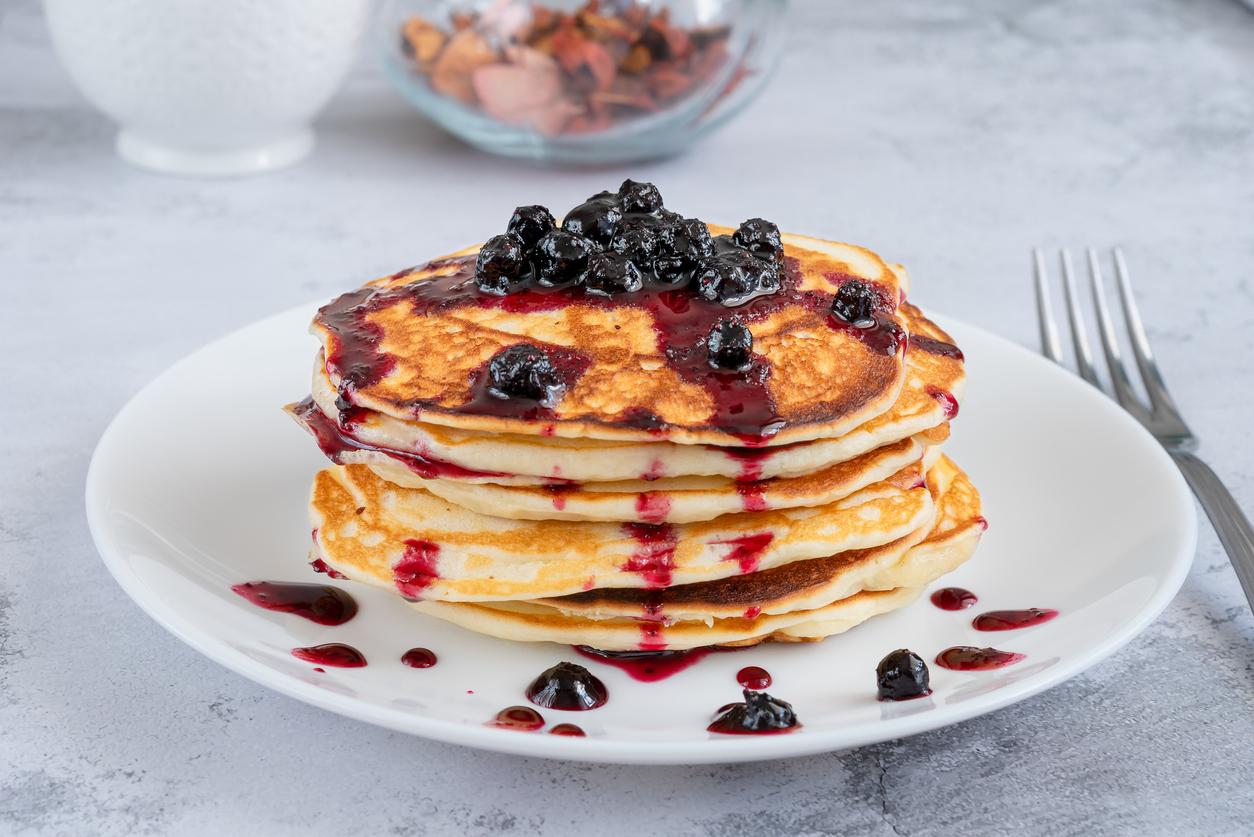 Oat Pancakes with Blueberry Jam