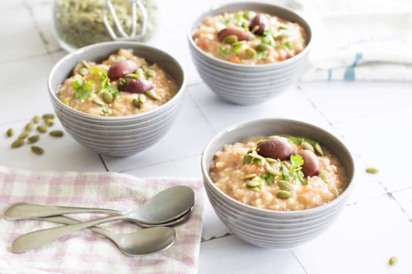 Savory Tomato and Olive Oats